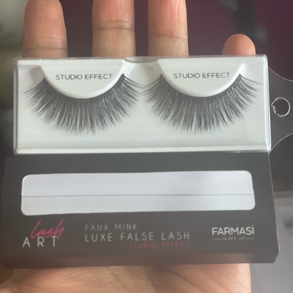 Eyelashes